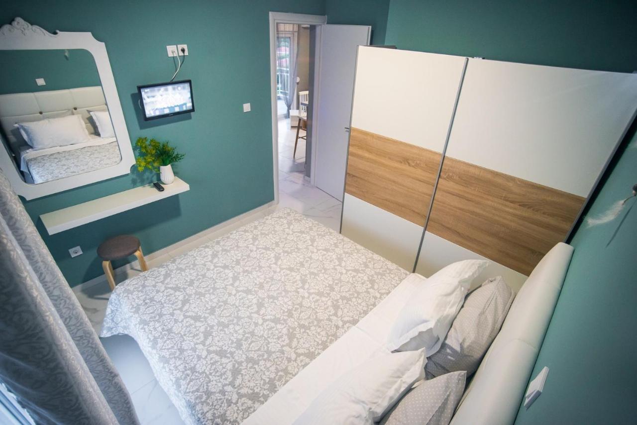 Diamond Lux Apartment PalaiónTsiflíkion Buitenkant foto